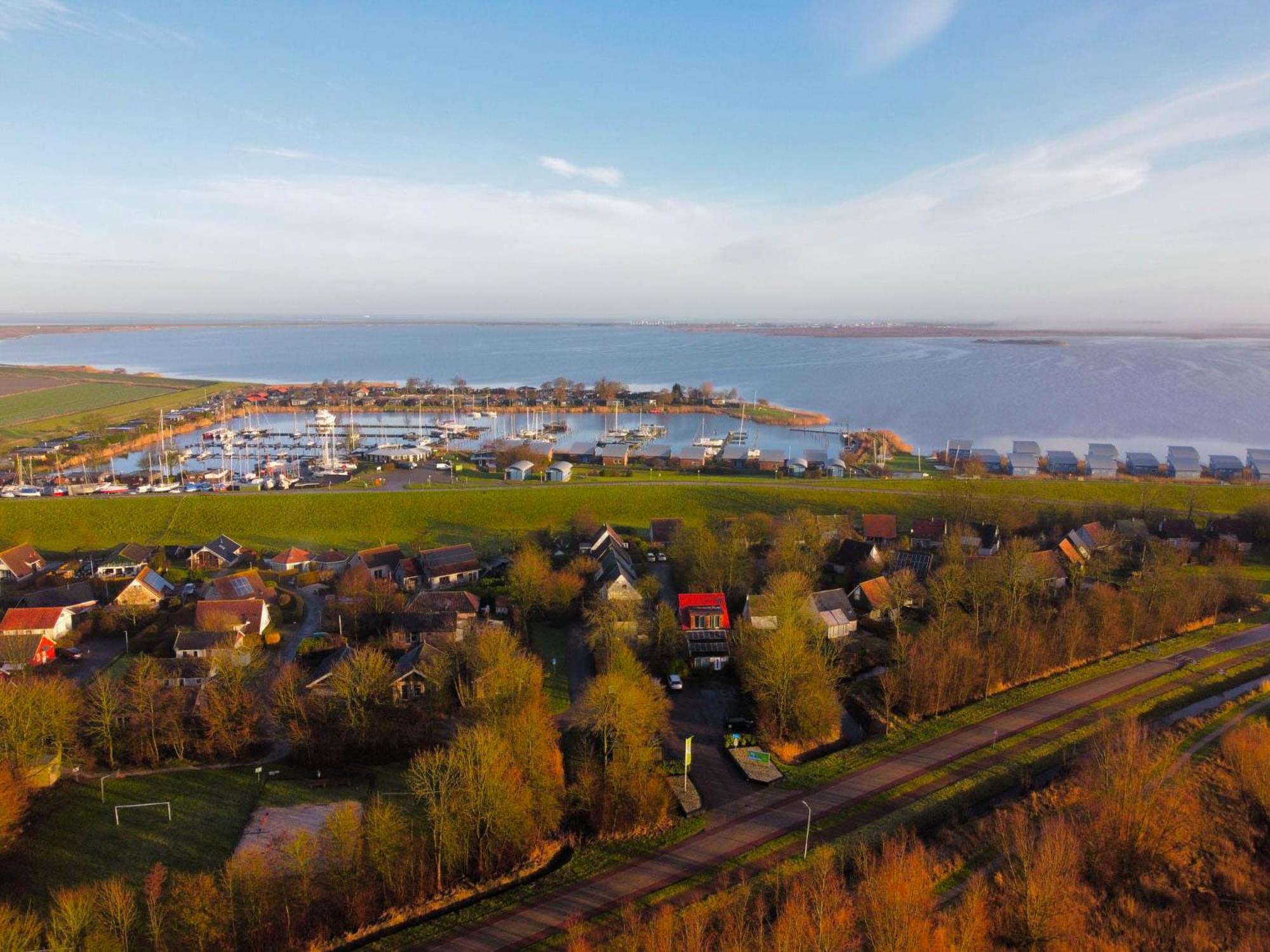 Sonnenhaus 6 Pers House With Sunny Terrace At A Typical Dutch Canal & By Lauwersmeer Lake. Anjum エクステリア 写真